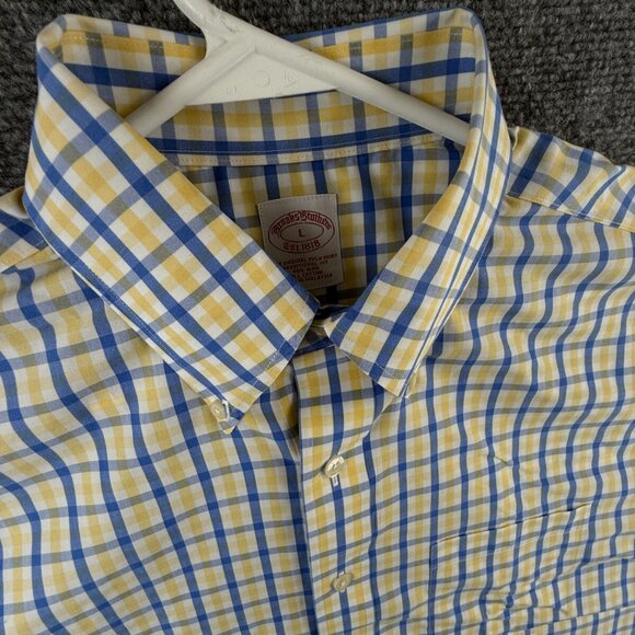 Brooks Brothers Non Iron Cotton Button Up Traditional Fit Large Yellow Blue - Picture 7 of 15